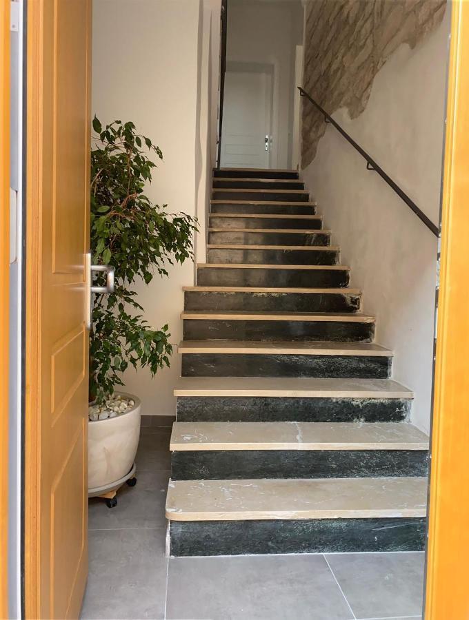 Castle Rhythm Inn آركو المظهر الخارجي الصورة